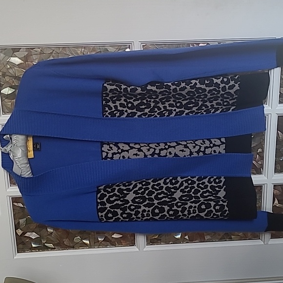 St John open style royal blue leopard print cardigan - Picture 2 of 3